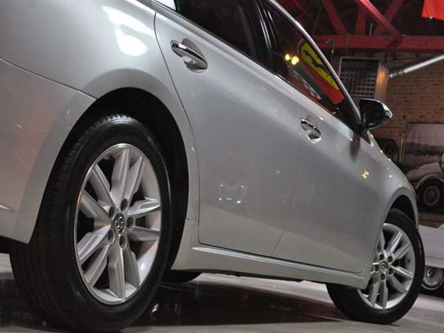 Toyota Avalon 2013 photo 19